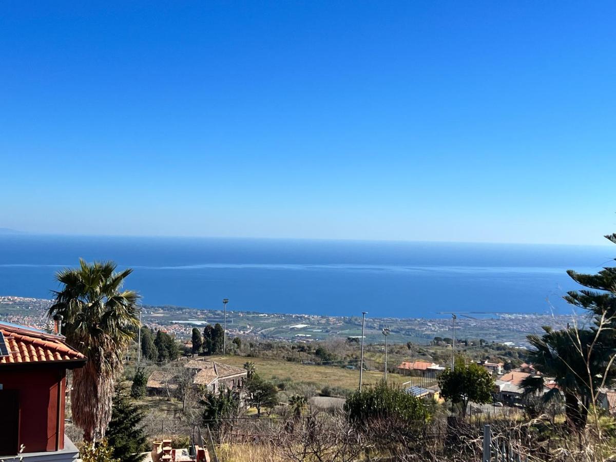 Puntalazzo Etna Sunshine Rent Rooms מראה חיצוני תמונה